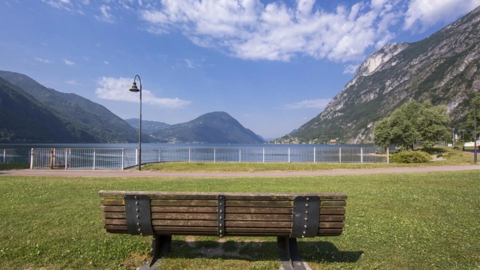 Budget Village Apartments - Porto Letizia Porlezza Apart-hotel