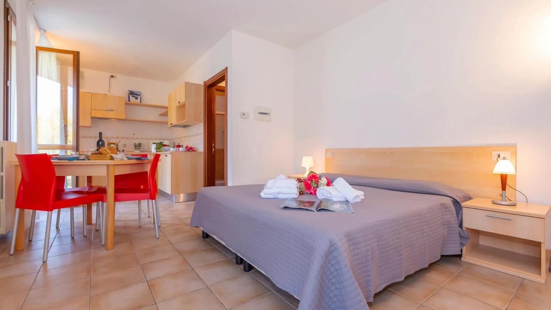 Budget Village Apartments - Porto Letizia Porlezza Itália