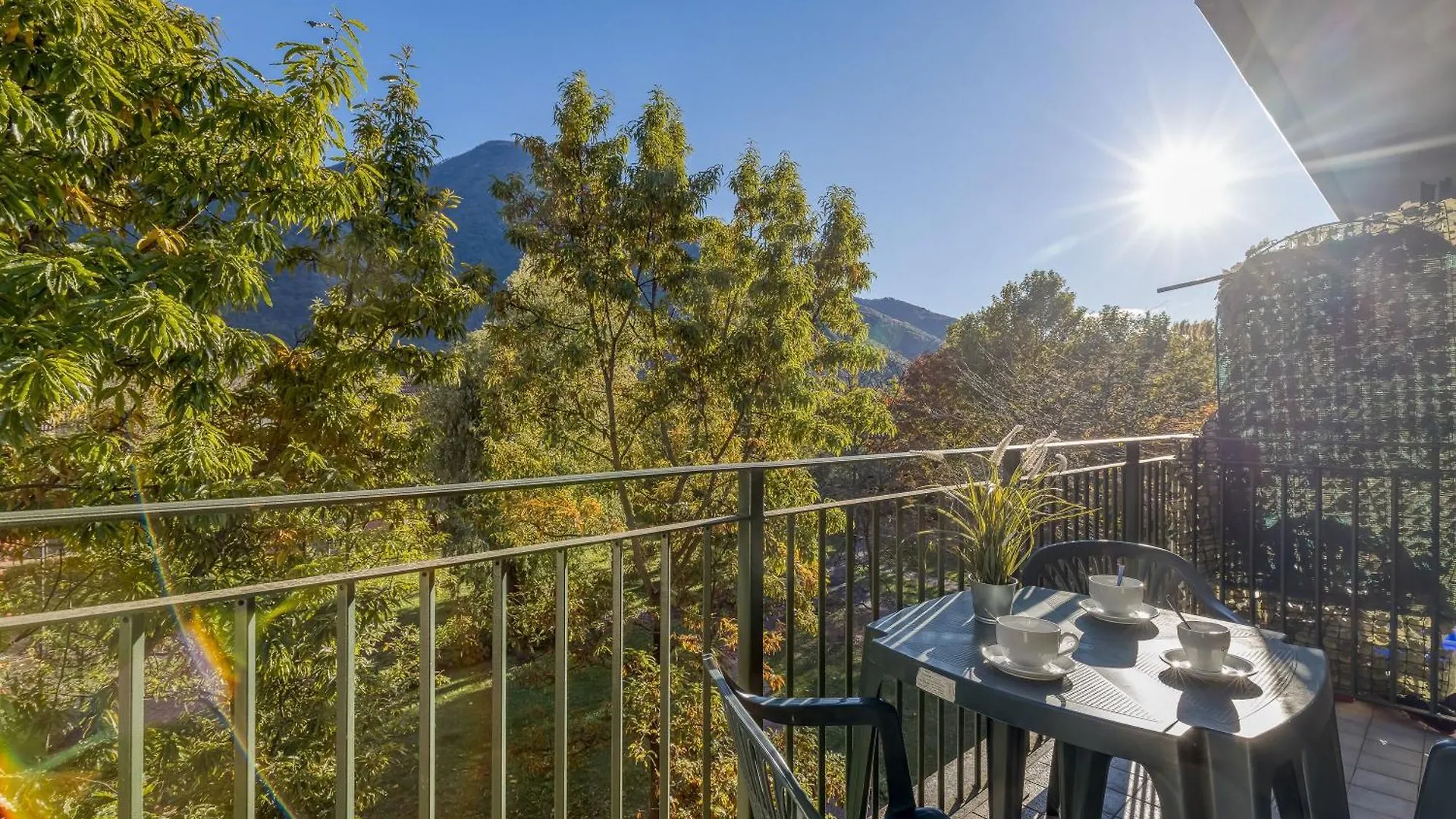 Aparthotel Budget Village Apartments - Porto Letizia Porlezza
