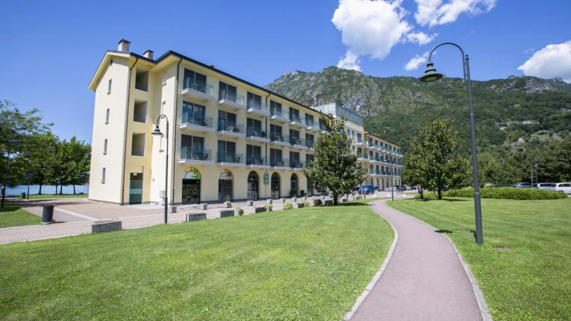 Aparthotel Residence Porto Letizia Porlezza