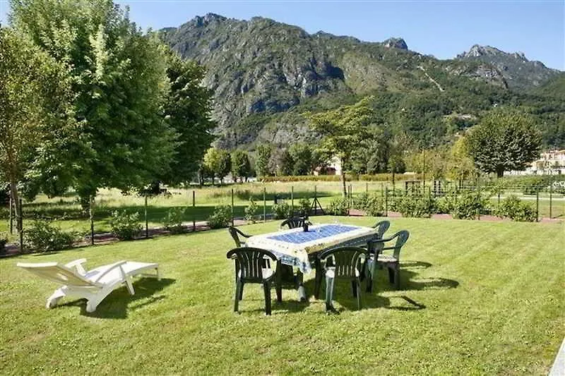 Budget Village Apartments - Porto Letizia Porlezza Apart-hotel