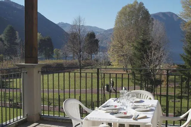 ** Aparthotel Budget Village Apartments - Porto Letizia Porlezza Italy